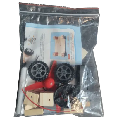 KIT DE CIENCIA STEM PARA ARMAR UM COCHE DE MADERA